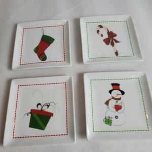 Pfaltzgraff Holiday Cheer Square Plate Set